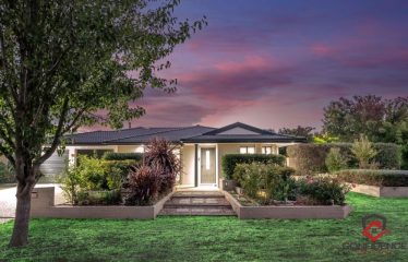 Perfect Modern Living in Amaroo!