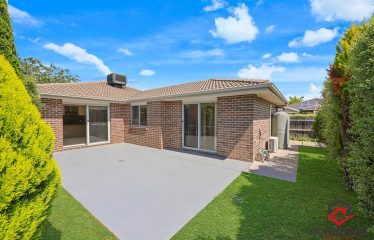 Immaculate home perfectly positioned in the much-desired suburb of Franklin!