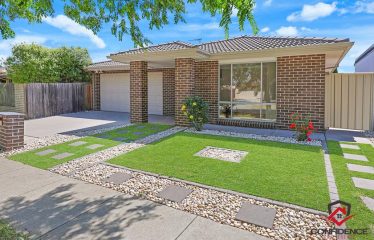 Immaculate home perfectly positioned in the much-desired suburb of Franklin!